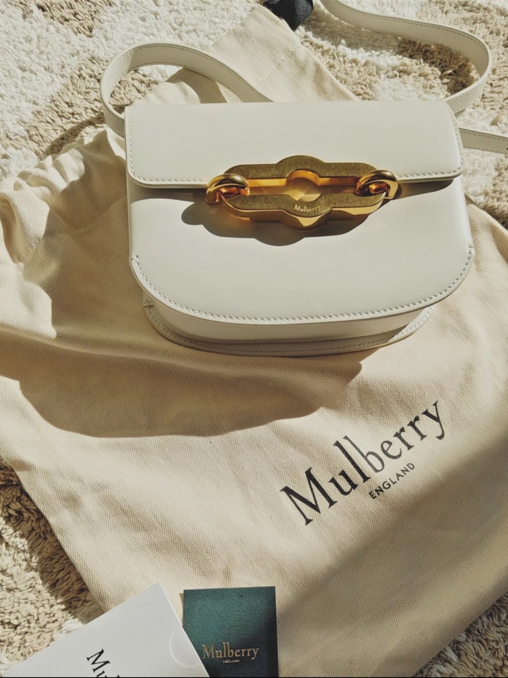 Mulberry Cream Leather Crossbody with Gold Chain-Clasp